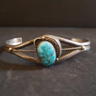 Navajo Leaf Royston turquoise sterling silver cuff bracelet - vintage