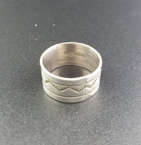 sterling silver ring - stamped RE - size 8.5 and 13