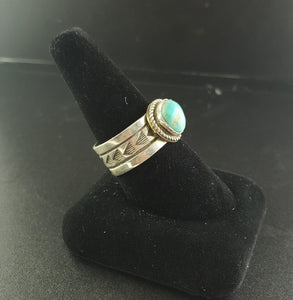 Kingman turquoise sterling silver ring - stamped by RE - size 12 - vintage