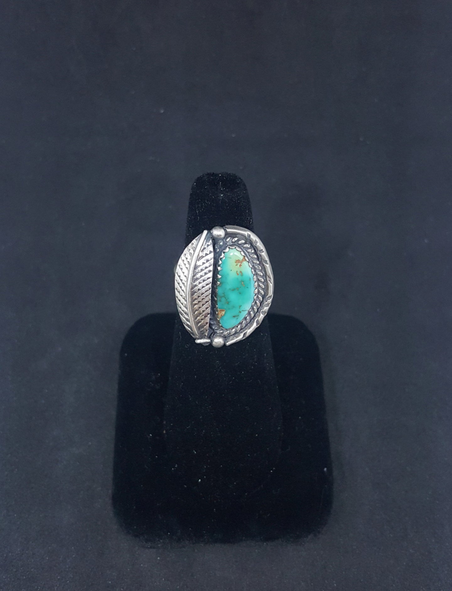 size 7 VINTAGE Navajo Royston Turquoise Feather Leaf sterling silver ring