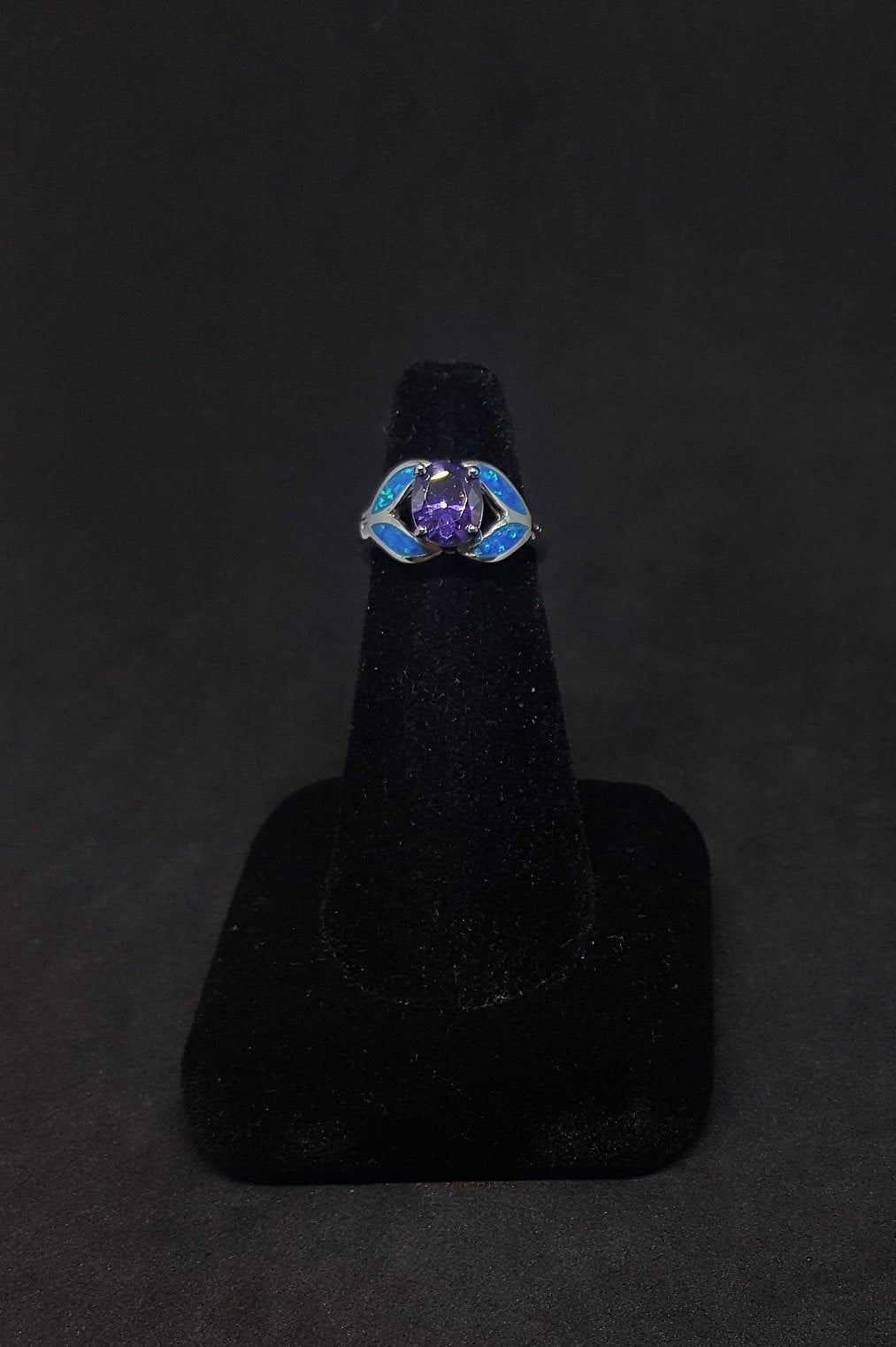 Size 6 - Blue Fire Opal leaf shape oval Amethyst sterling silver ring