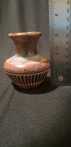 Handmade Navajo pottery 3 inch horse hair