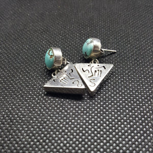 VINTAGE Silver Sleeping Beauty Turquoise Engravings Studded Earrings Sterling Silver